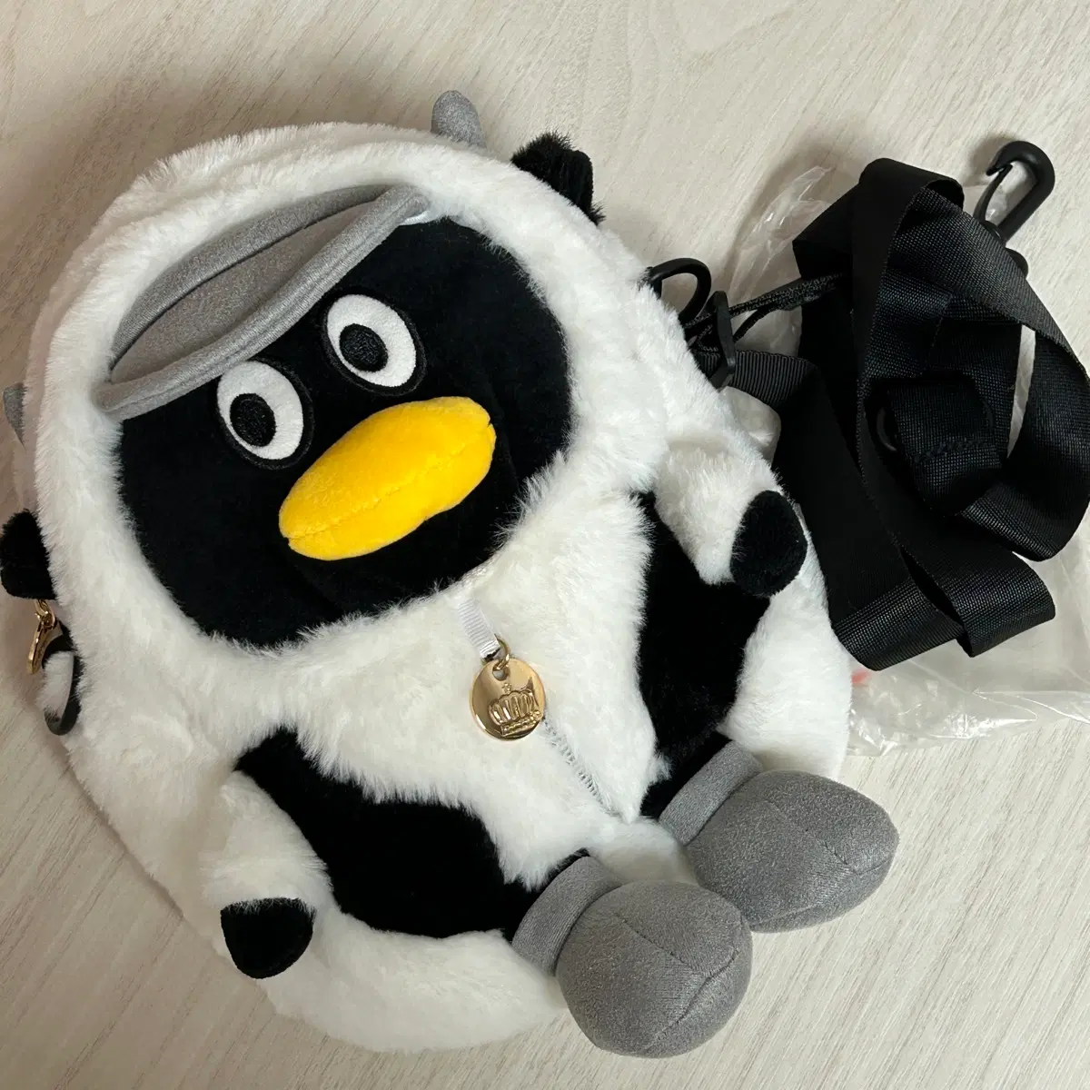 (새상품) 모자 펭귄 인형 가방 크로스백 30cm