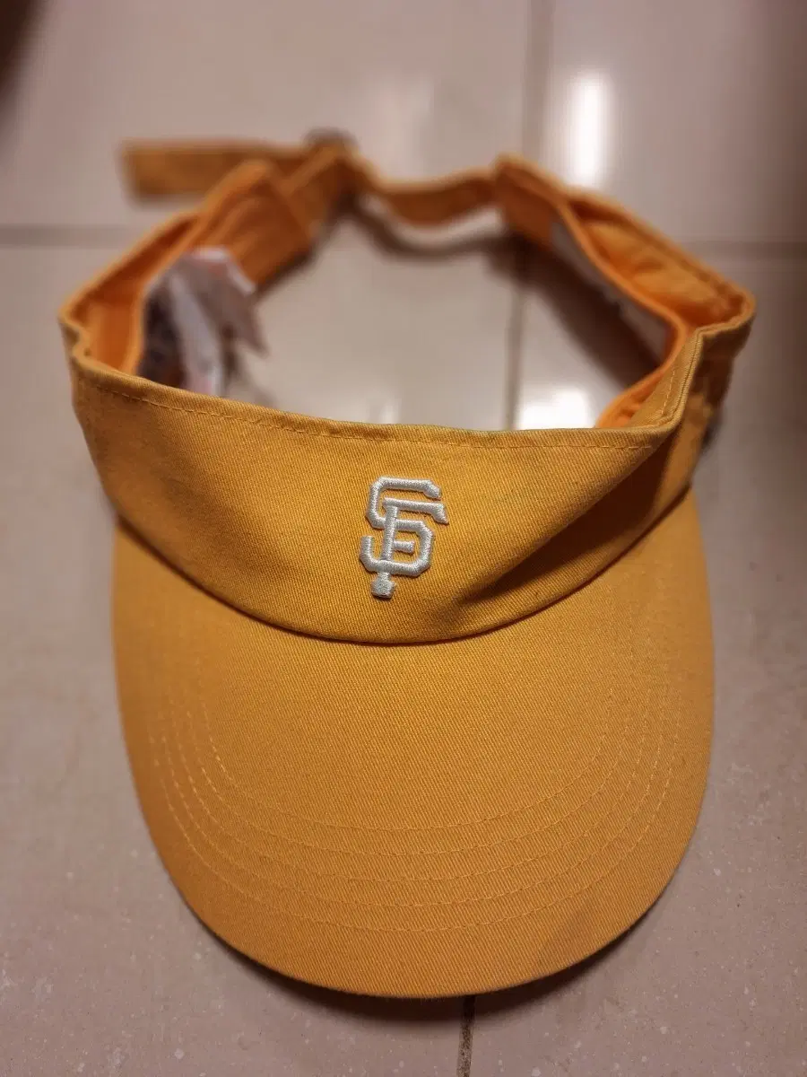 # MLB 샌프란시스코 자이언츠 옐로우 선캡