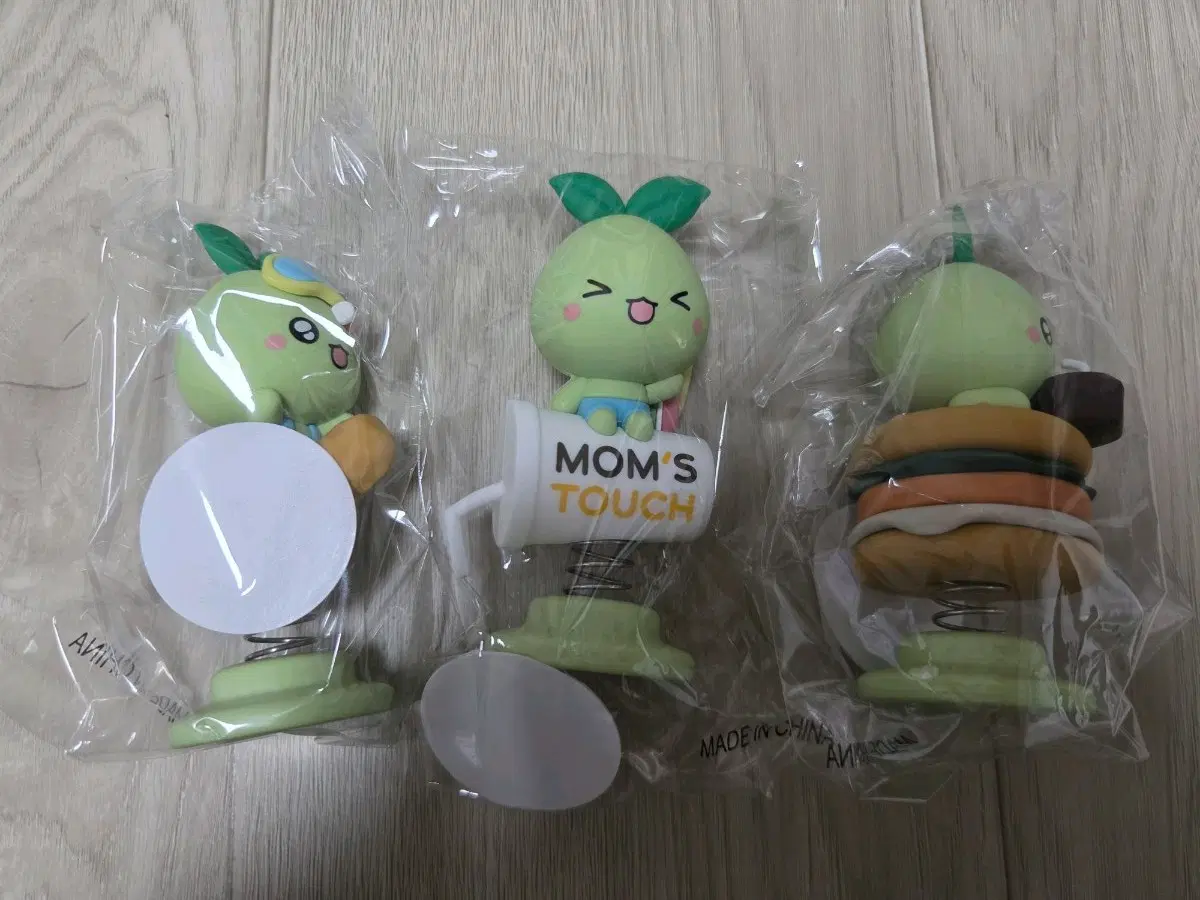 맘스터치 모코코 피규어 3종