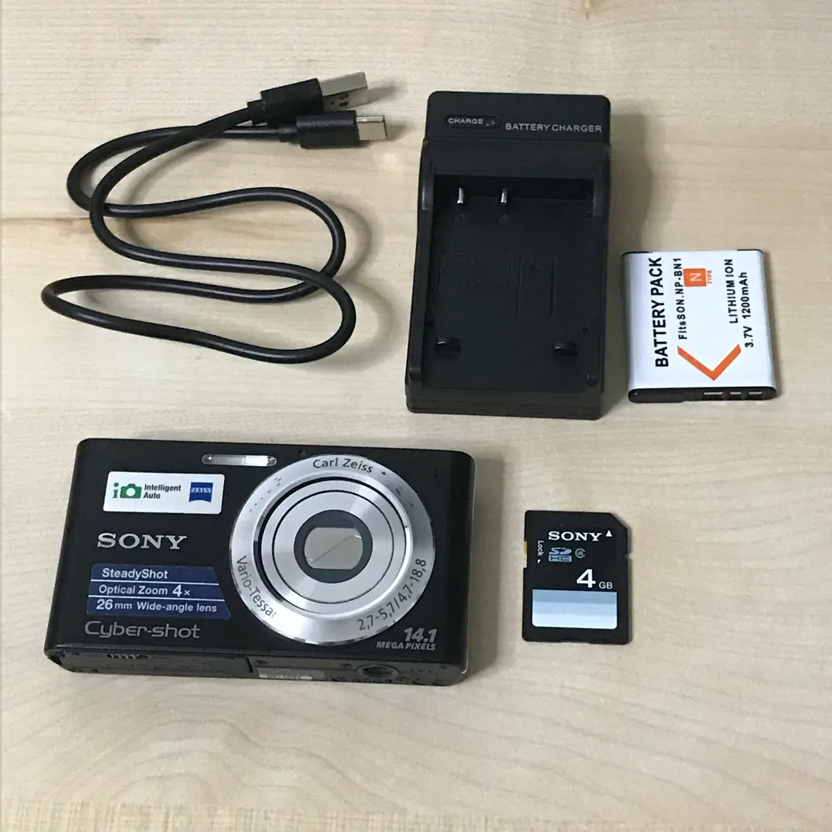 [가격내림] 소니 사이버샷 디카 DSC-W320 블랙
