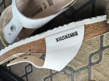 BIRKENSTOCK 샌들 화이트 24.5cm