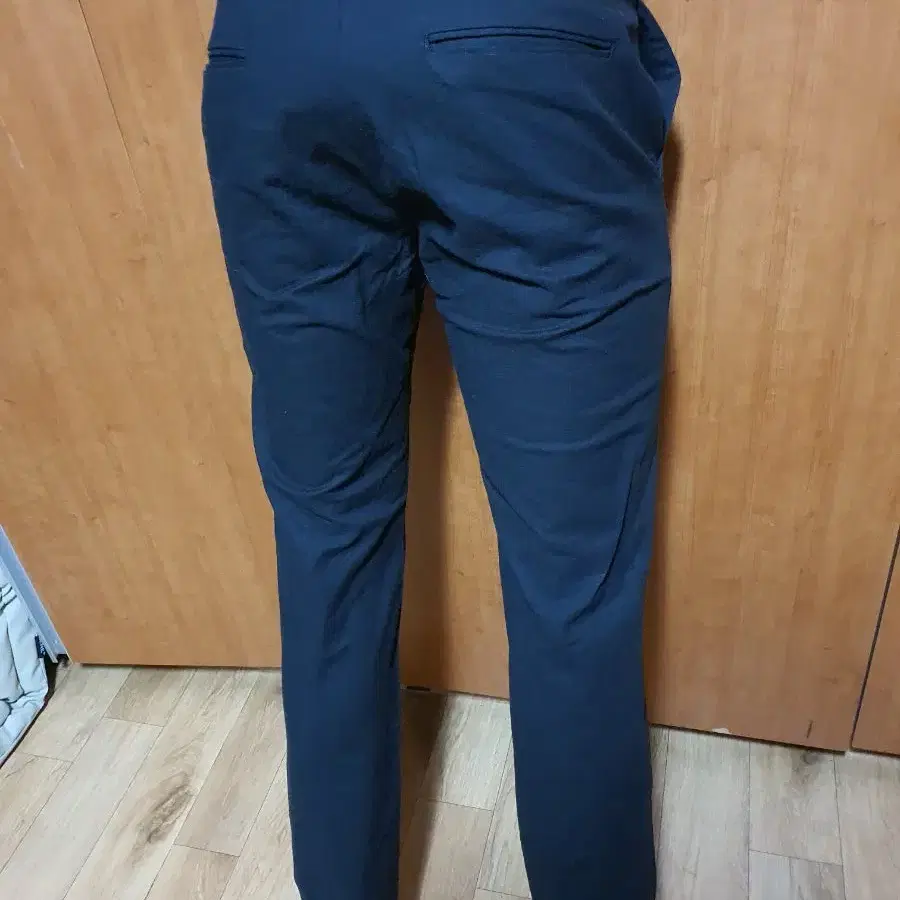 ASIA DENIM남성스판팬츠바지약31에서32인치정도 입니다