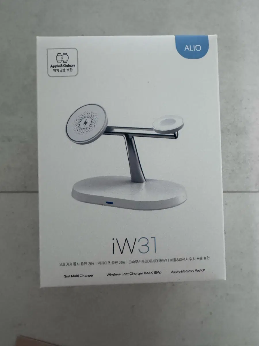 ALIO iW31 3 in 1 맥세이프 고속 무선 충전기
