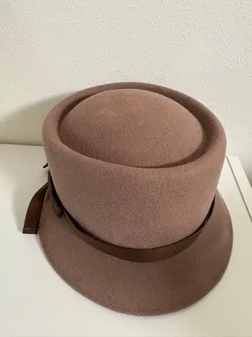 Samansa Mos2 울 햇 브라운