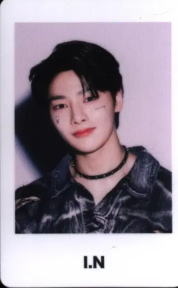 StrayKids SCARS OFFICIAL GOODS I.N 트레이딩 카드 폴라풍