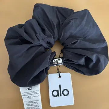 alo 비트 잇 오버사이즈 스크런치
