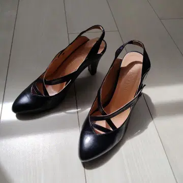 TRUSSARDI 뮬 펌프스