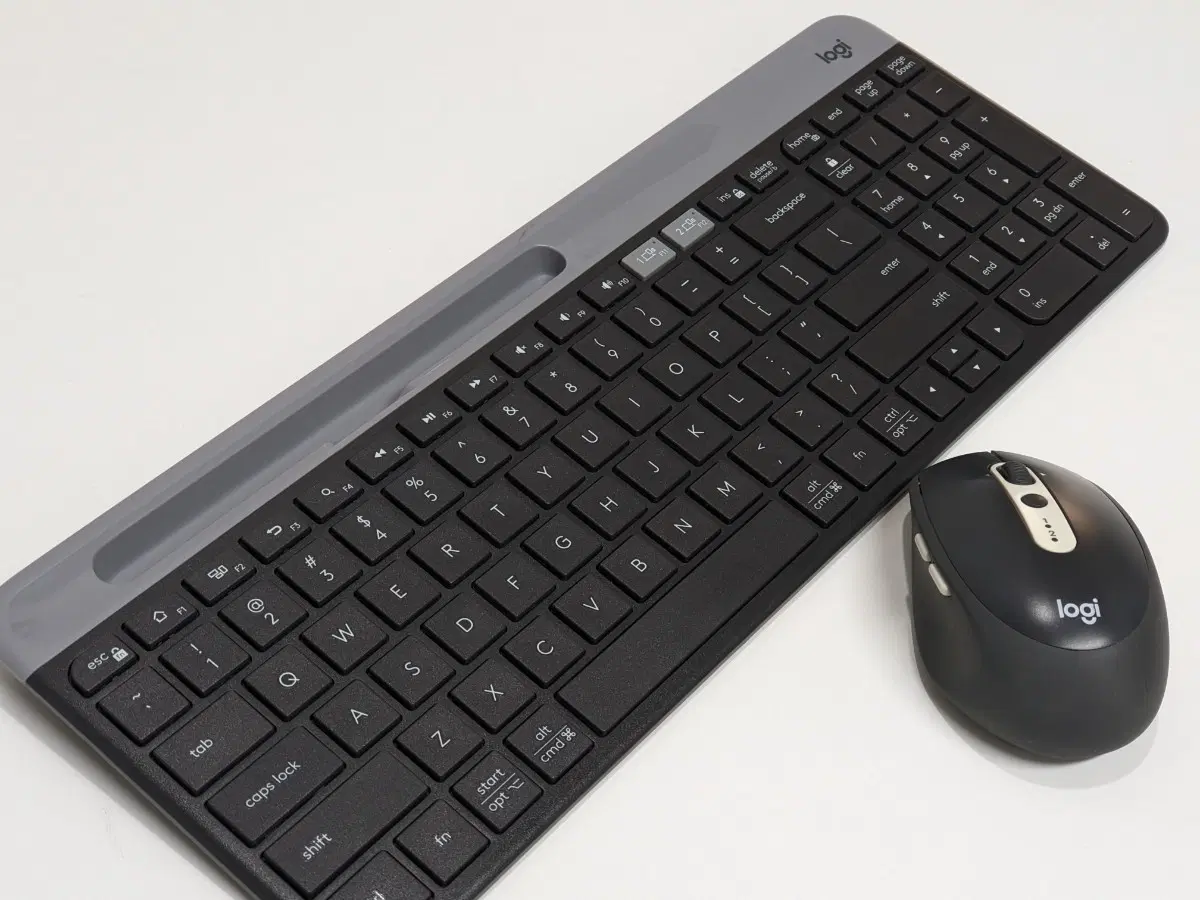 로지텍 K580 M585 콤보