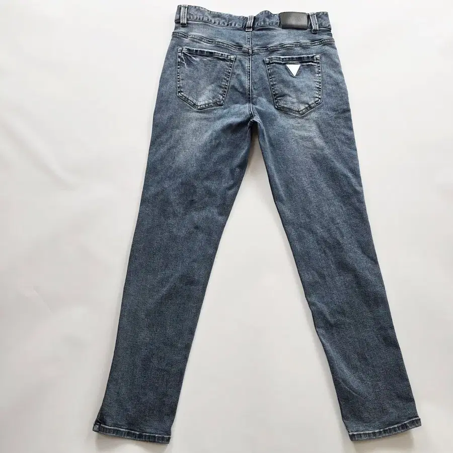 게스 청바지 스판 캐주얼 데님팬츠 사이즈32 R6960