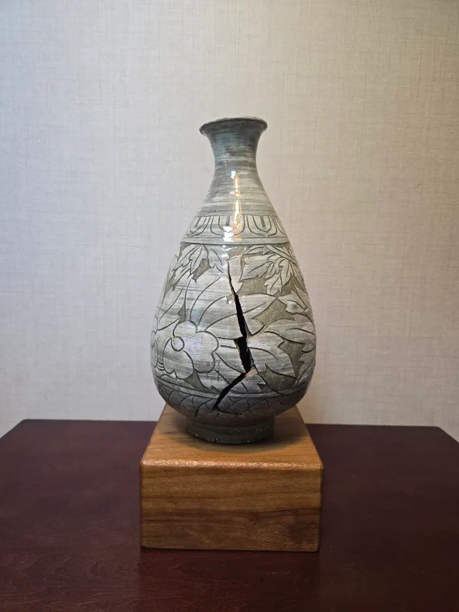 가마에서 터진 분청 사기 상감 모란문 주병 - 28cm 한국도자기