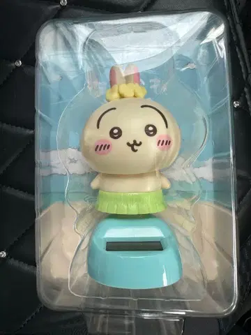 치이카와 흔들흔들 솔라 토끼