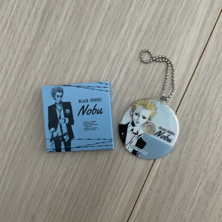 나나 블랙스톤즈 노부 CD 키링