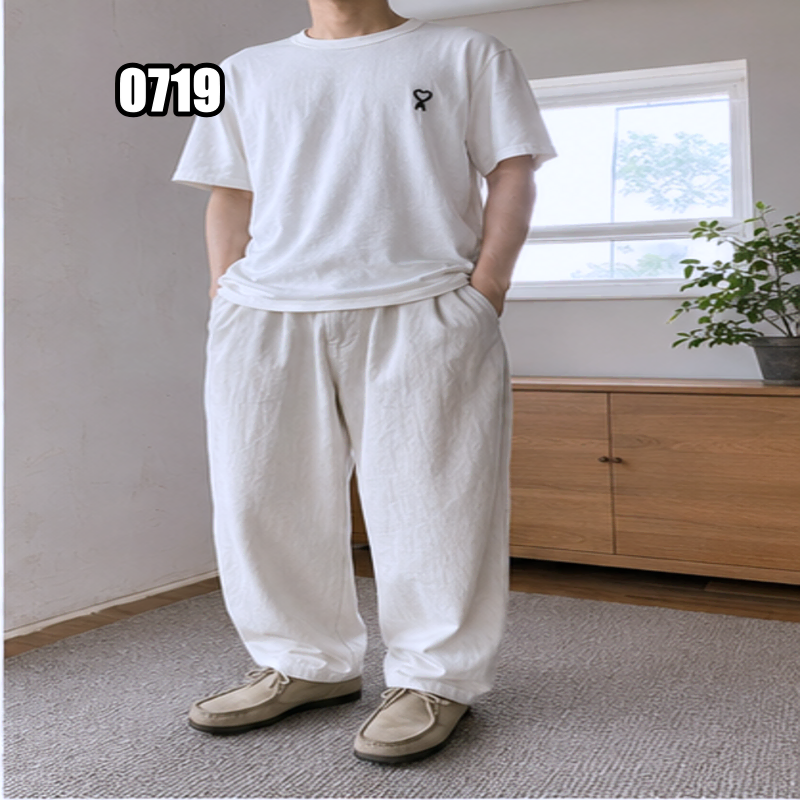 M 아미 스몰 하트 로고 화이트 반팔 티셔츠