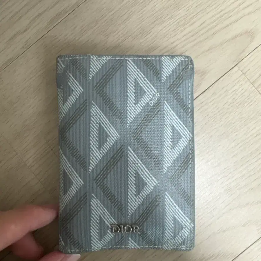 디올 다이아몬드 반지갑 카드지갑 팝니다