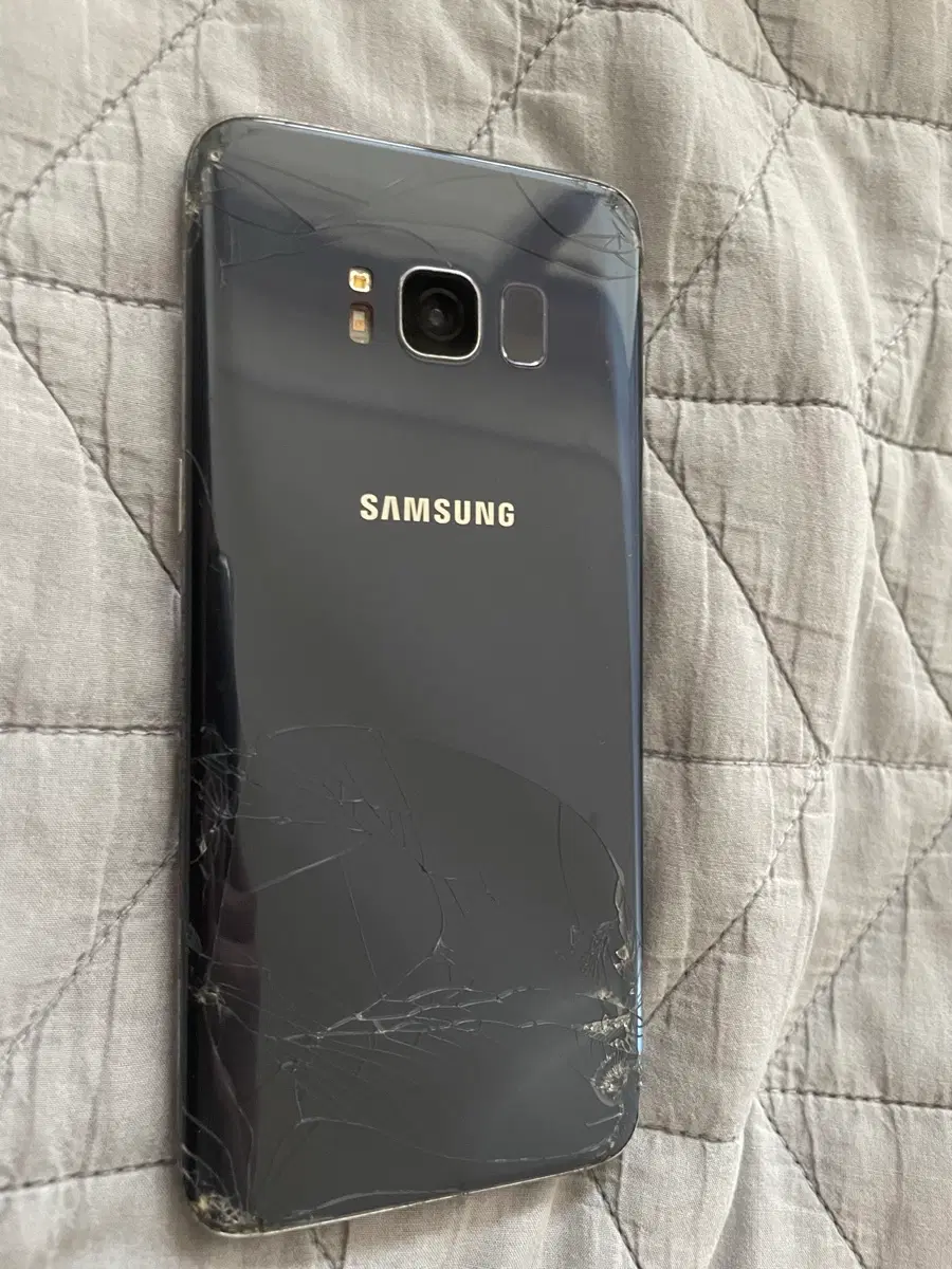 삼성 갤럭시 S8 파손 64기가