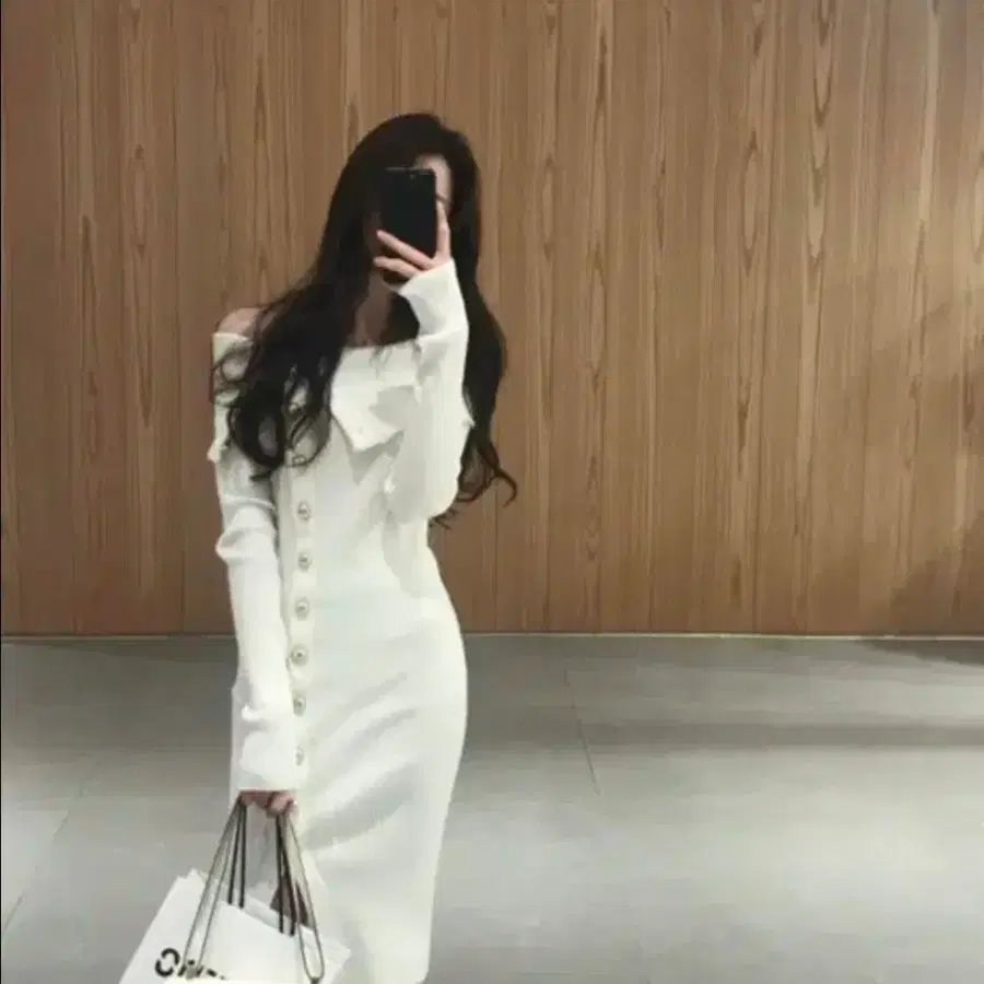 급처)라벨르블랑 오프 니트 원피스