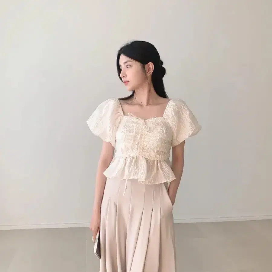 여성 프릴 셔링블라우스