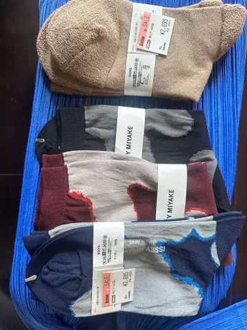 ISSEY MIYAKE 삭스 4족 세트 미사용 새상품 양말