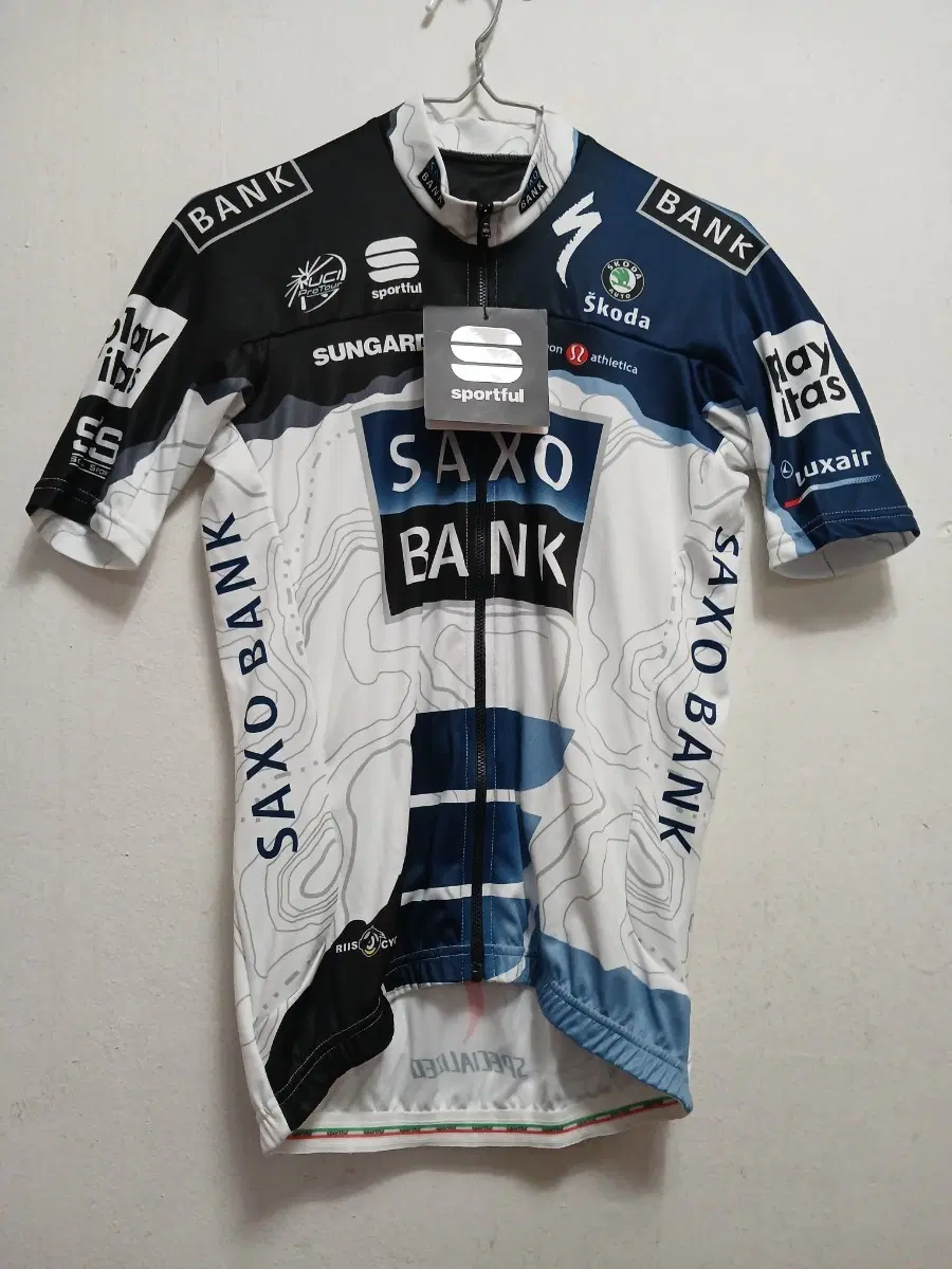 (새상품)스포츠풀 Sportful 남성 삭소뱅크 사이클링 자전거져지 사이즈 L 100