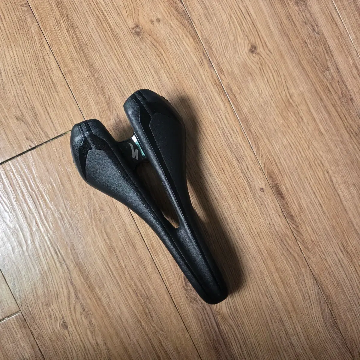 스페셜라이즈드 로민 에보 크로몰리 레일 안장 판매