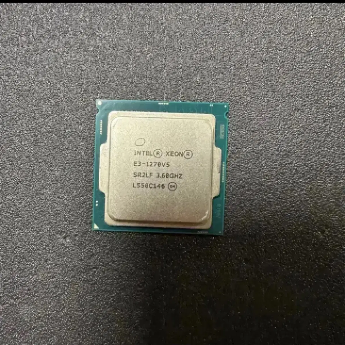 ์ธํ
์ ์จ E3-1270 V5 3.6GHz CPU