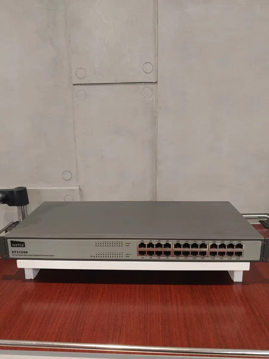 netis ST3124G 24포트 기가비트 이더넷 스위치