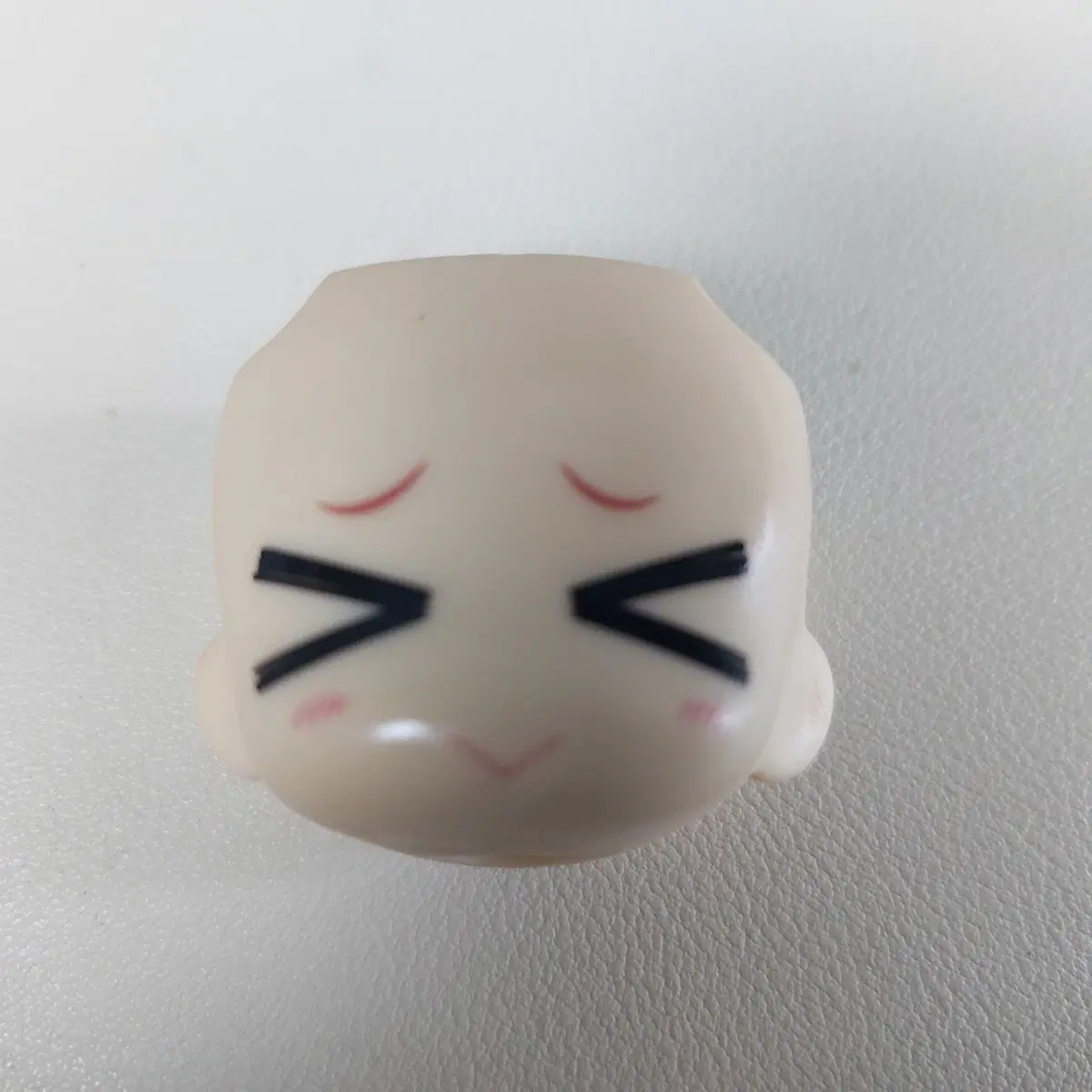 넨도 표정 얼굴