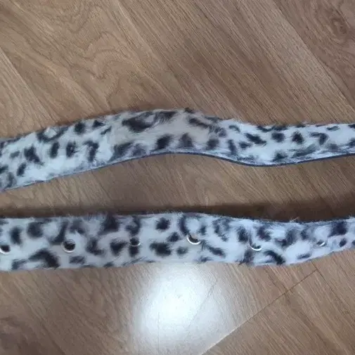 호피 무늬 퍼 벨트