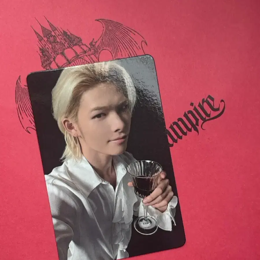 하우스오브뱀파이어 니키 교환/양도
