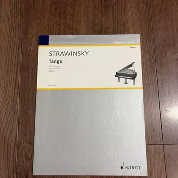 STRAWINSKY / Tango for 2 Pianos