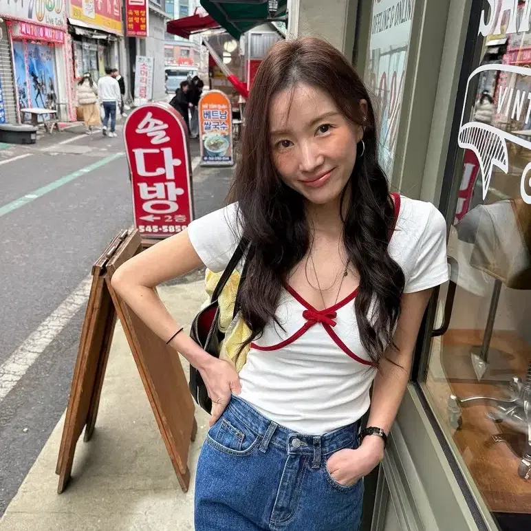 보얼부띠끄 레드 리본 반팔티