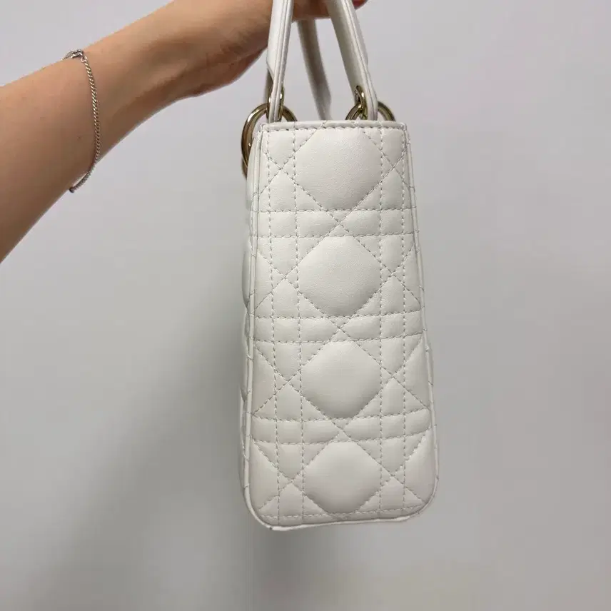 디올 디올) 레이디백 화이트 m0538 스몰 사진 6