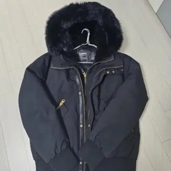 맥케이지 딕슨 21fw 파라점퍼스 s사이즈 교환 봅니다
