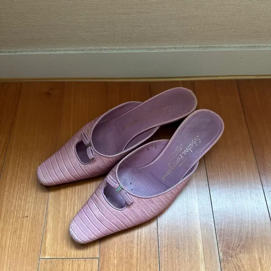 정품 빈티지 페라가모 뮬 230