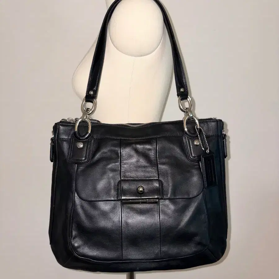 Y2K Coach All Black shoulder bag