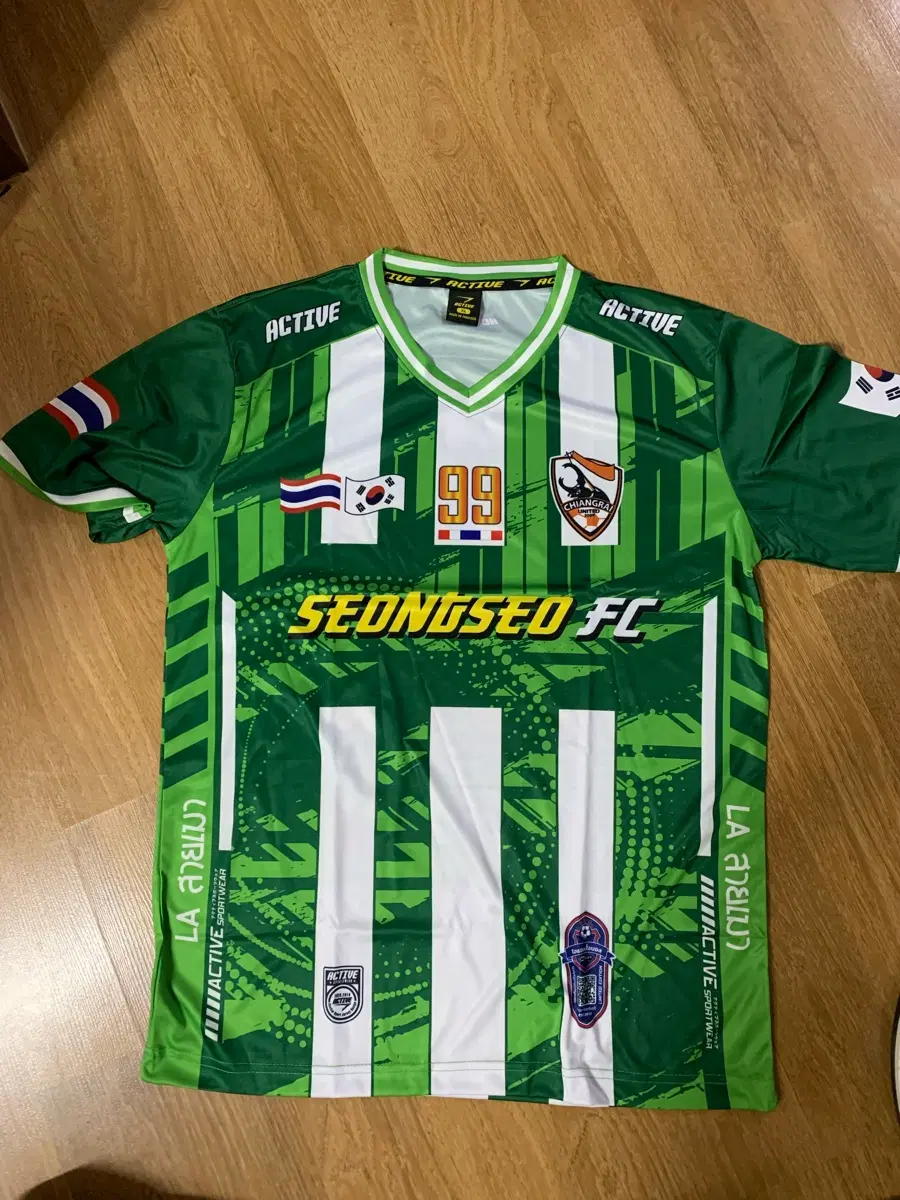태국  축구복 티셔츠 사이즈 m,L,XL 새거