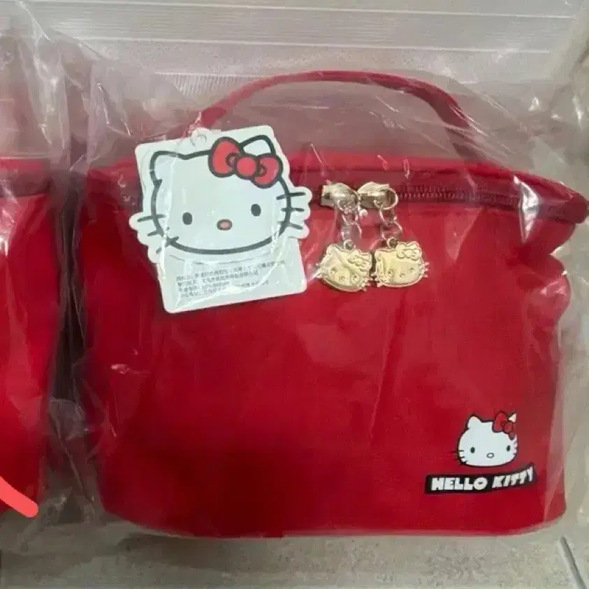 예쁜 헬로키티 파우치 가방 새상품