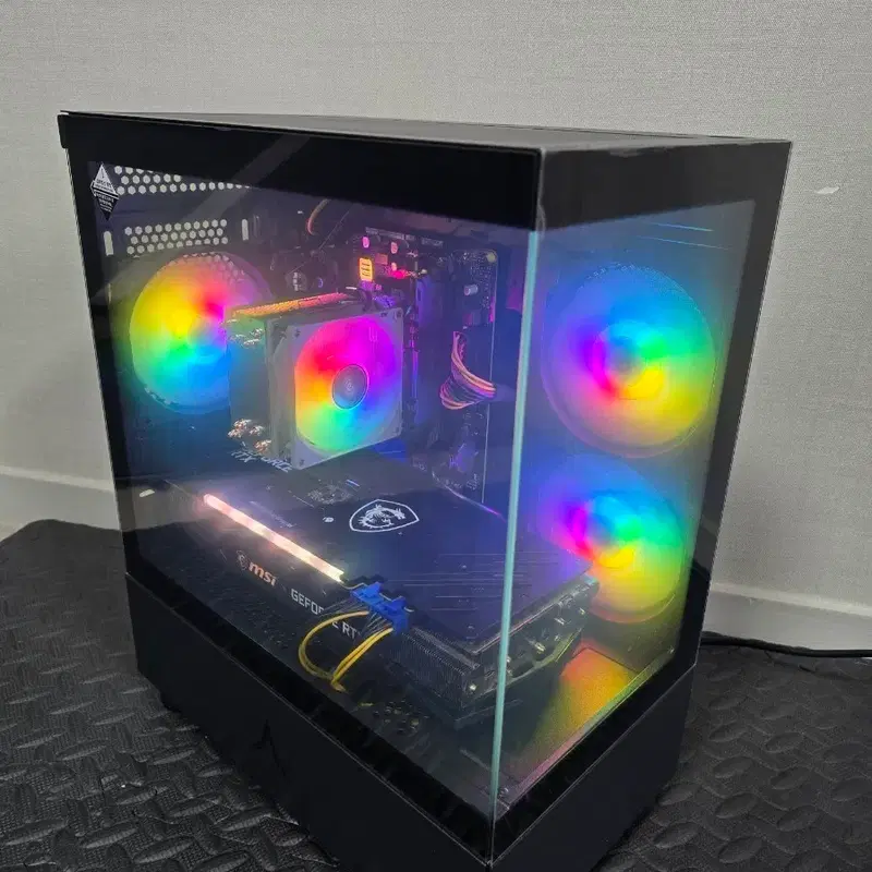 (안산/시흥)라이젠 5 5600XT, 3070 게이밍 컴퓨터 본체 판매 합니다.