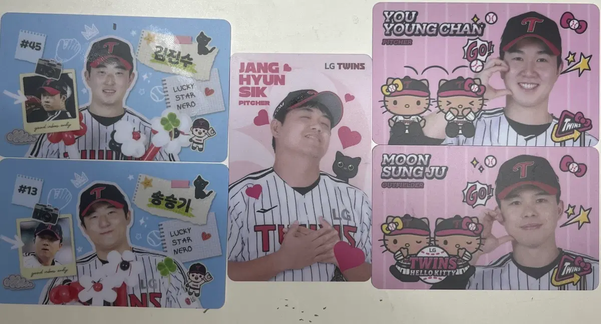 엘지 포토카드 헬로키티 태닝키티 심쿵카드 8월 포토카드