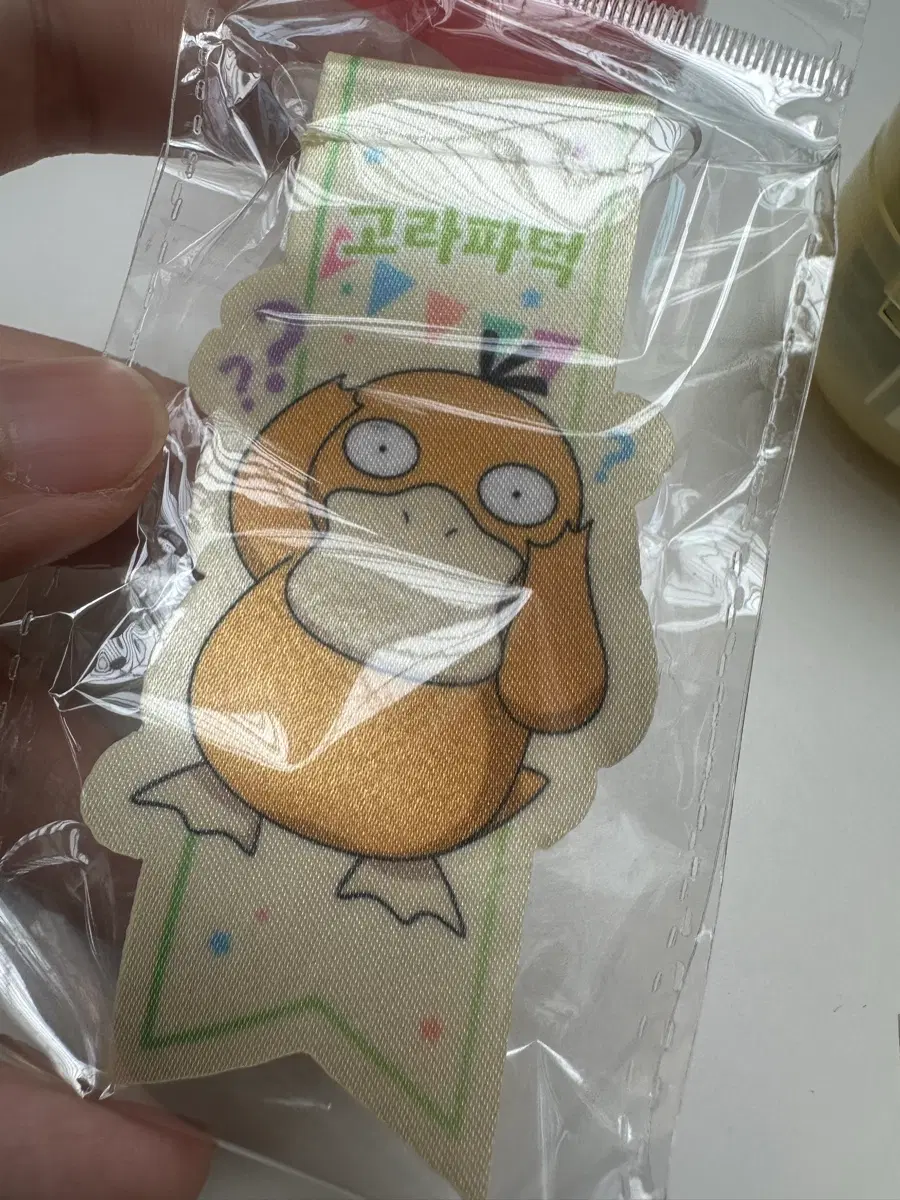 플래그 대형가챠 고라파덕