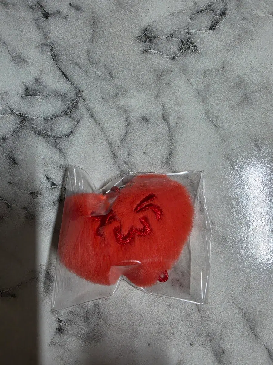 TWS 투어스 하트 인형 Mini Heart Plush 빨강