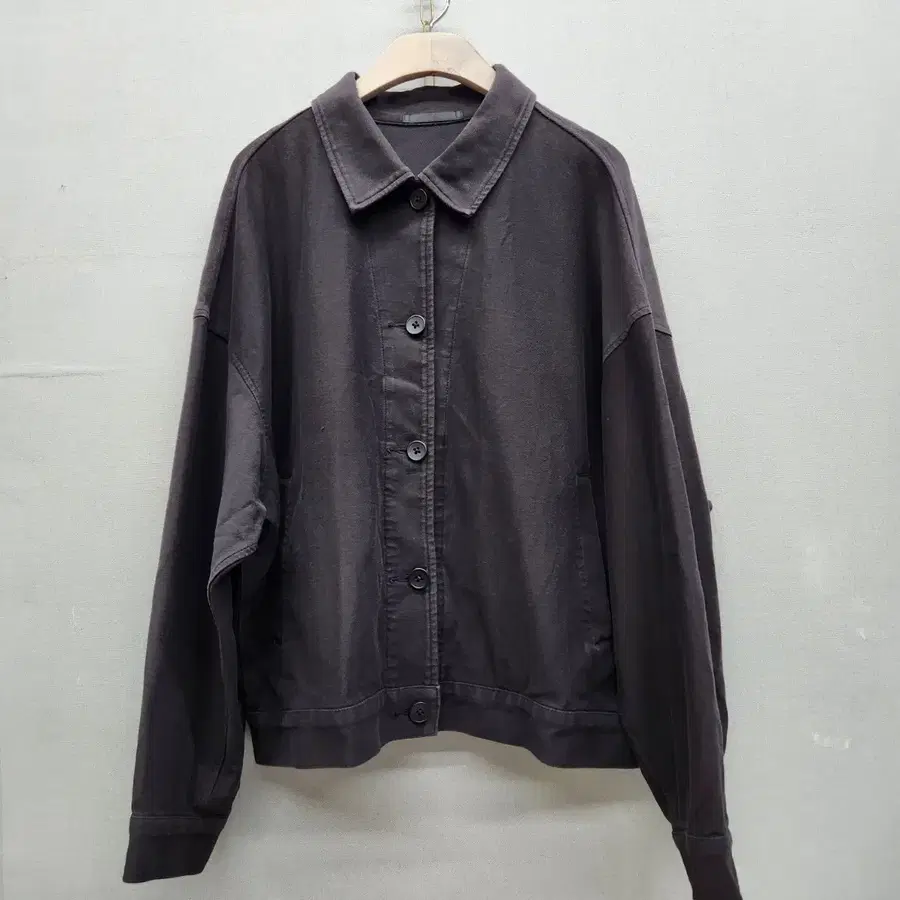 유니클로 오버핏 셔츠형 자켓 XL(2XL)