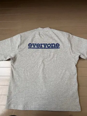 everyone x TTTMSW 콜라보 로고T셔츠