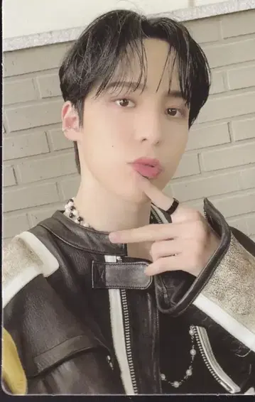 ATEEZ THE WORLD EP.1: MOVEMENT YUN HO 트레이딩 카드 DIARY