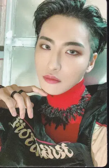 ATEEZ Zver.LIMITED SEONG HWA THE WORLD EP.1:MOVEMENT Z