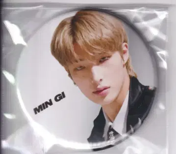 ATEEZ 22년 THE FELLOWSHIP:BEGINNING OF THE END 민기 캔뱃지