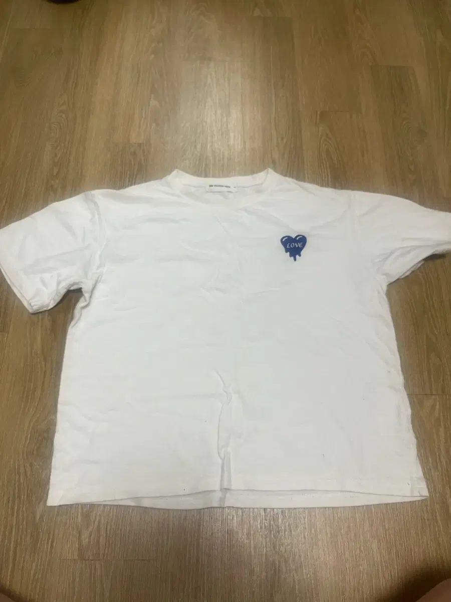 여아 하트 티셔츠
