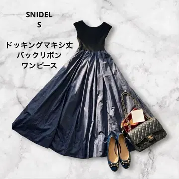 SNIDEL 슬리브리스 도킹 맥시 길이 원피스 블랙 x 네이비 S