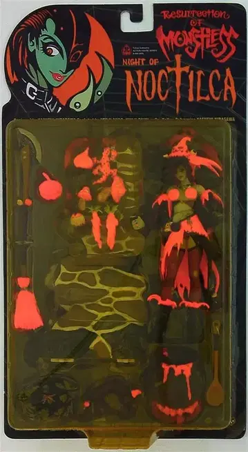 YELLOW SUBMARINE ACTION FIGURE NIGHT OF NOCTILCA (핑크 의류)