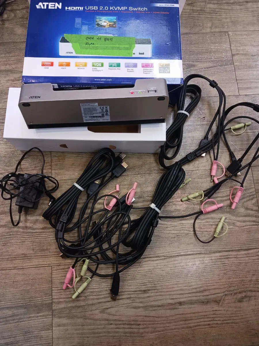 ATEN HDMI USB 2.0 KVMP 스위치 cs1794
